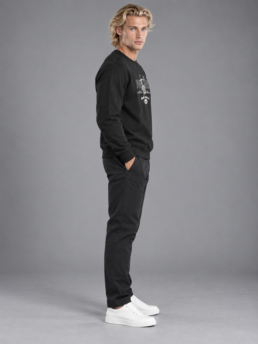 Men Black Colour Round Neck Premium Sweatshirt