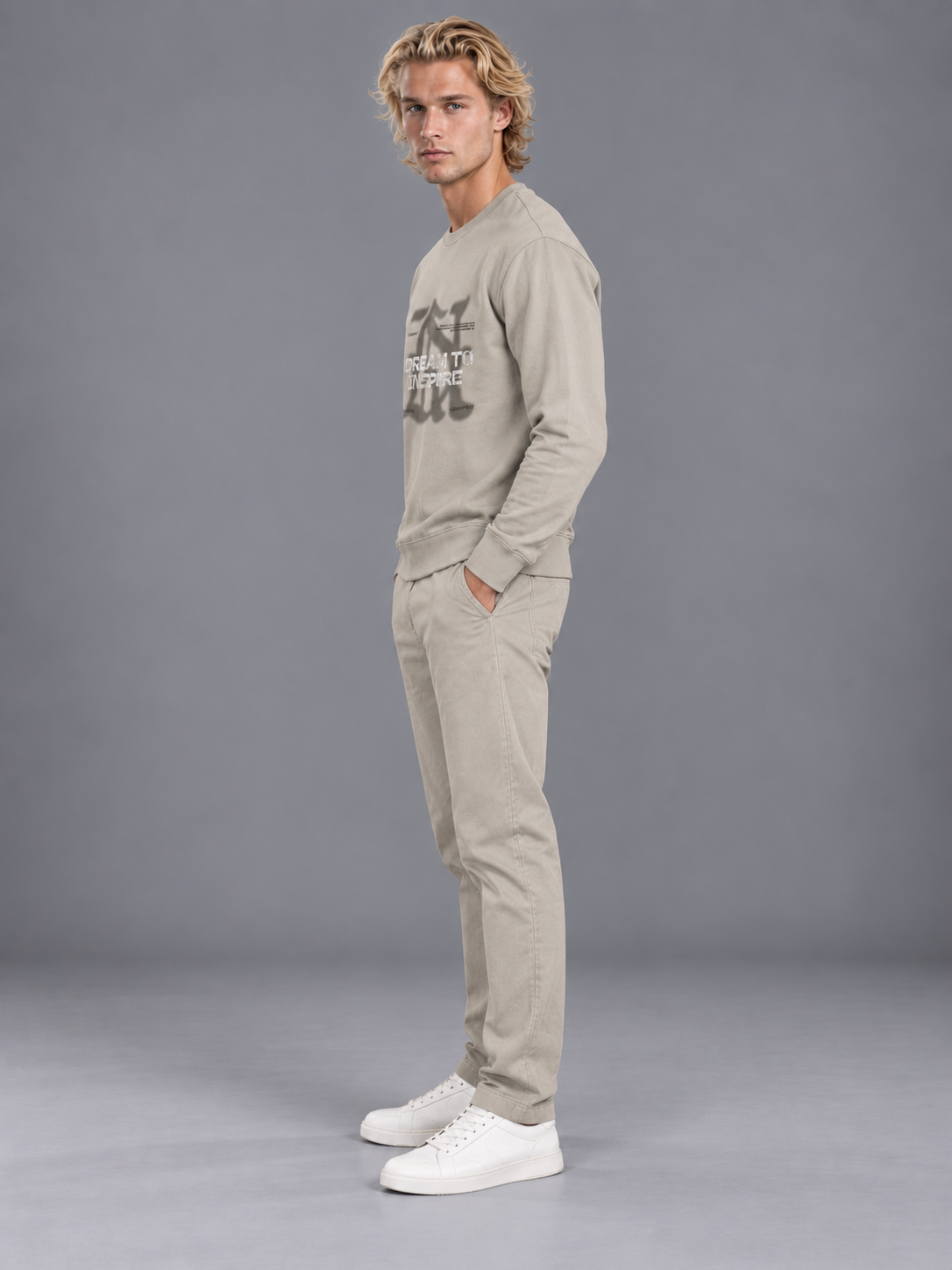 Men Grey Colour Round Neck Premium Sweatshirt