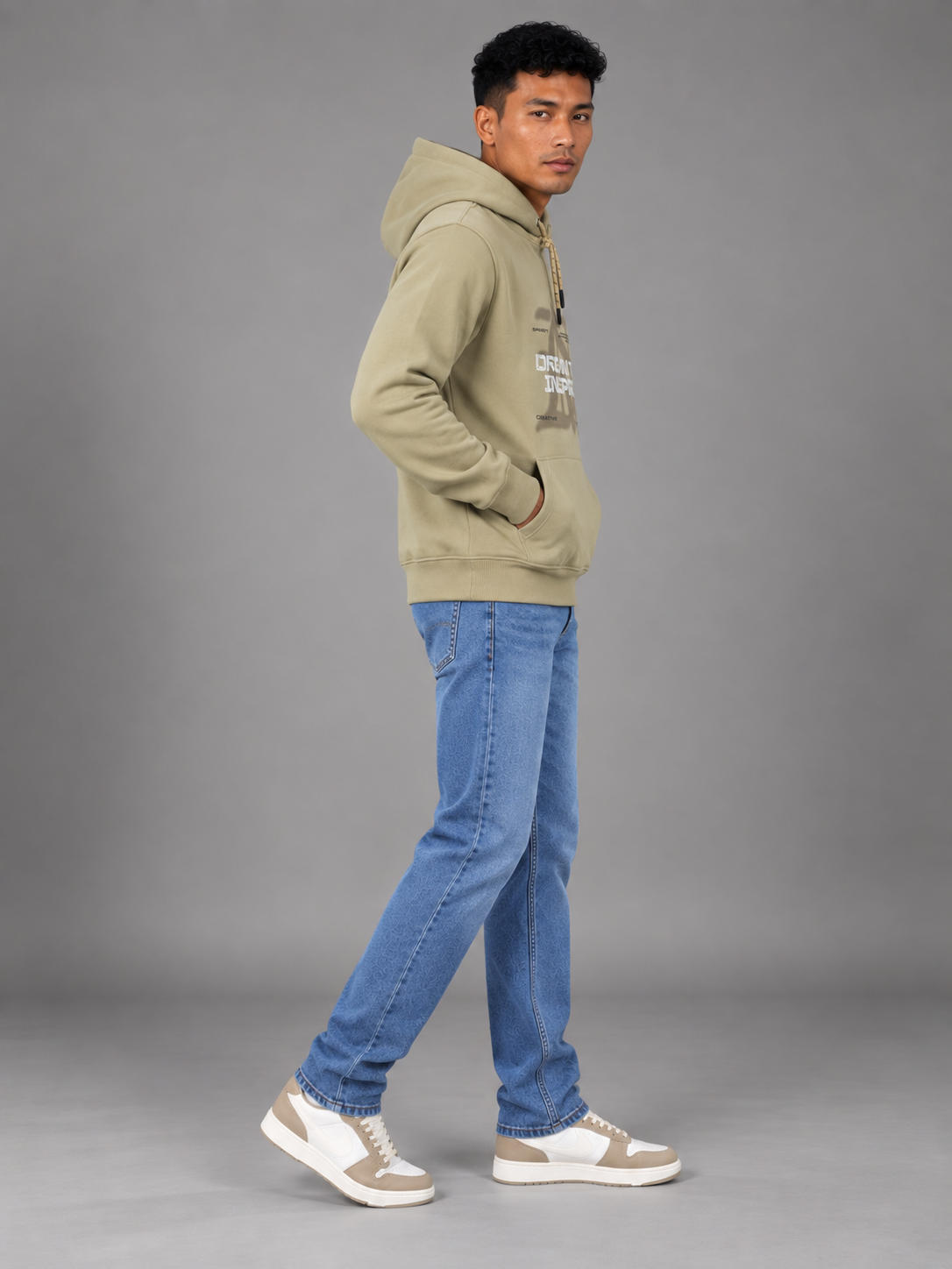 Men's Solid Full Sleeves Front Print Hoody Sweatshirt