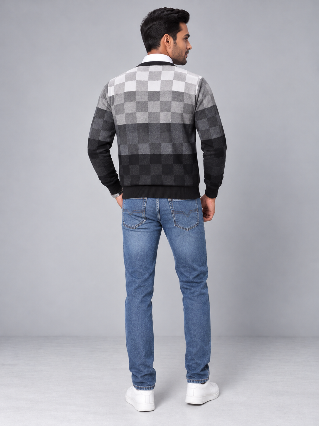 Men's Premium Full Sleeve V-Neck Sweater