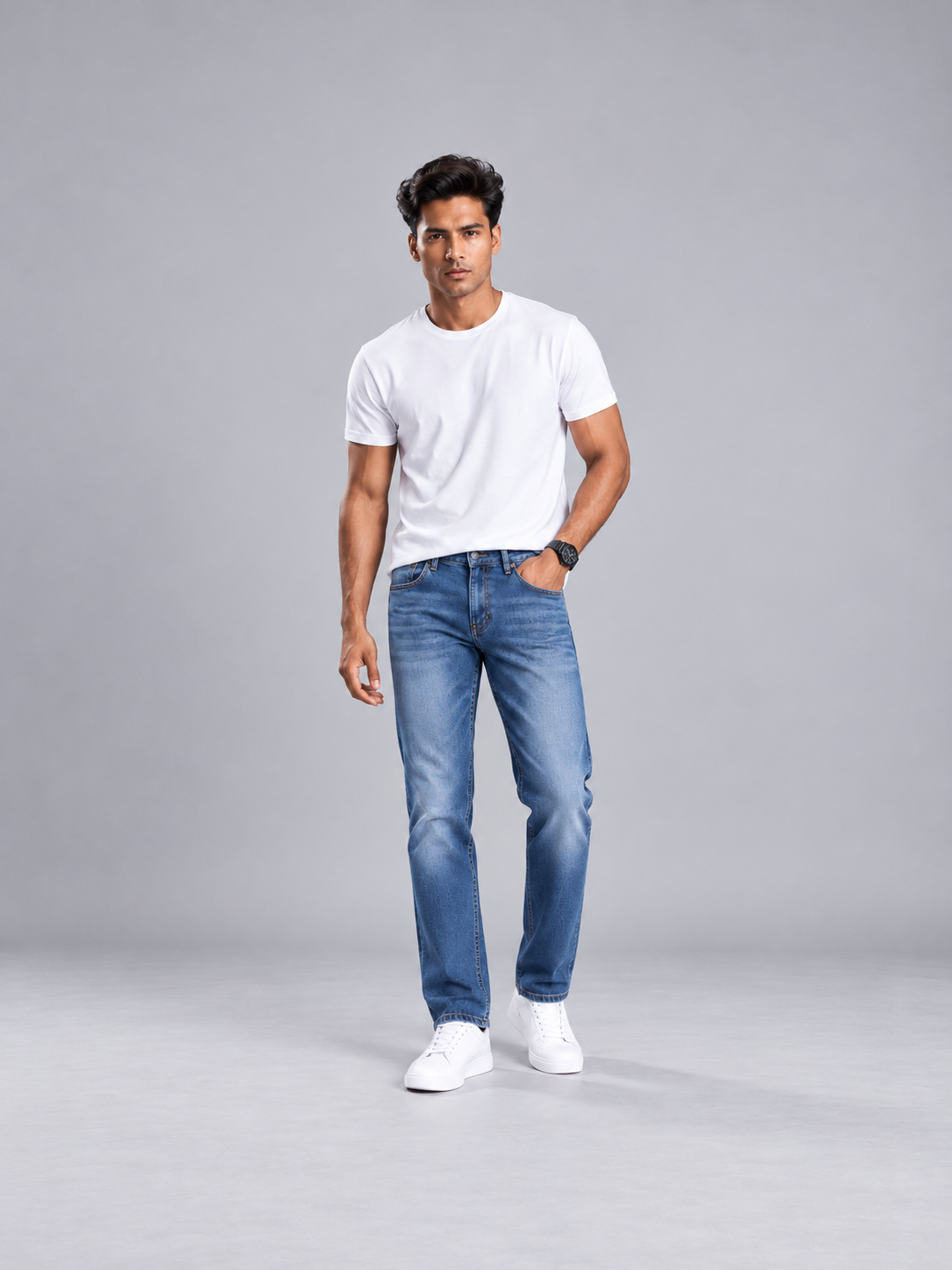 Men Straight Fit Mid Rise Denim Jeans