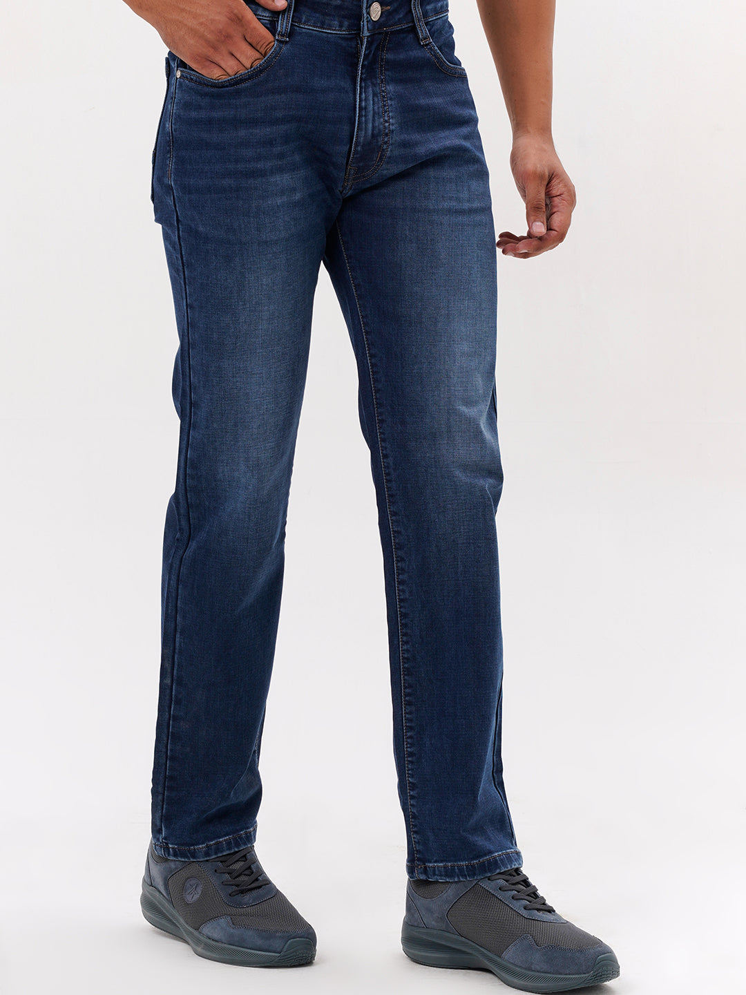 Men Dark Blue Straight Fit Denim