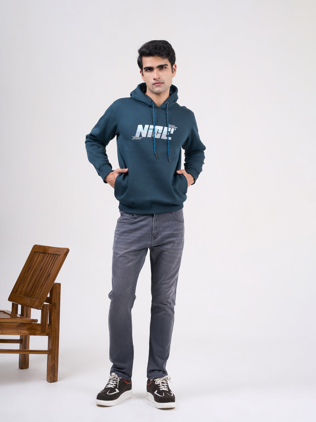 Men's Teal Green Solid Full Sleeves Sweatshirt