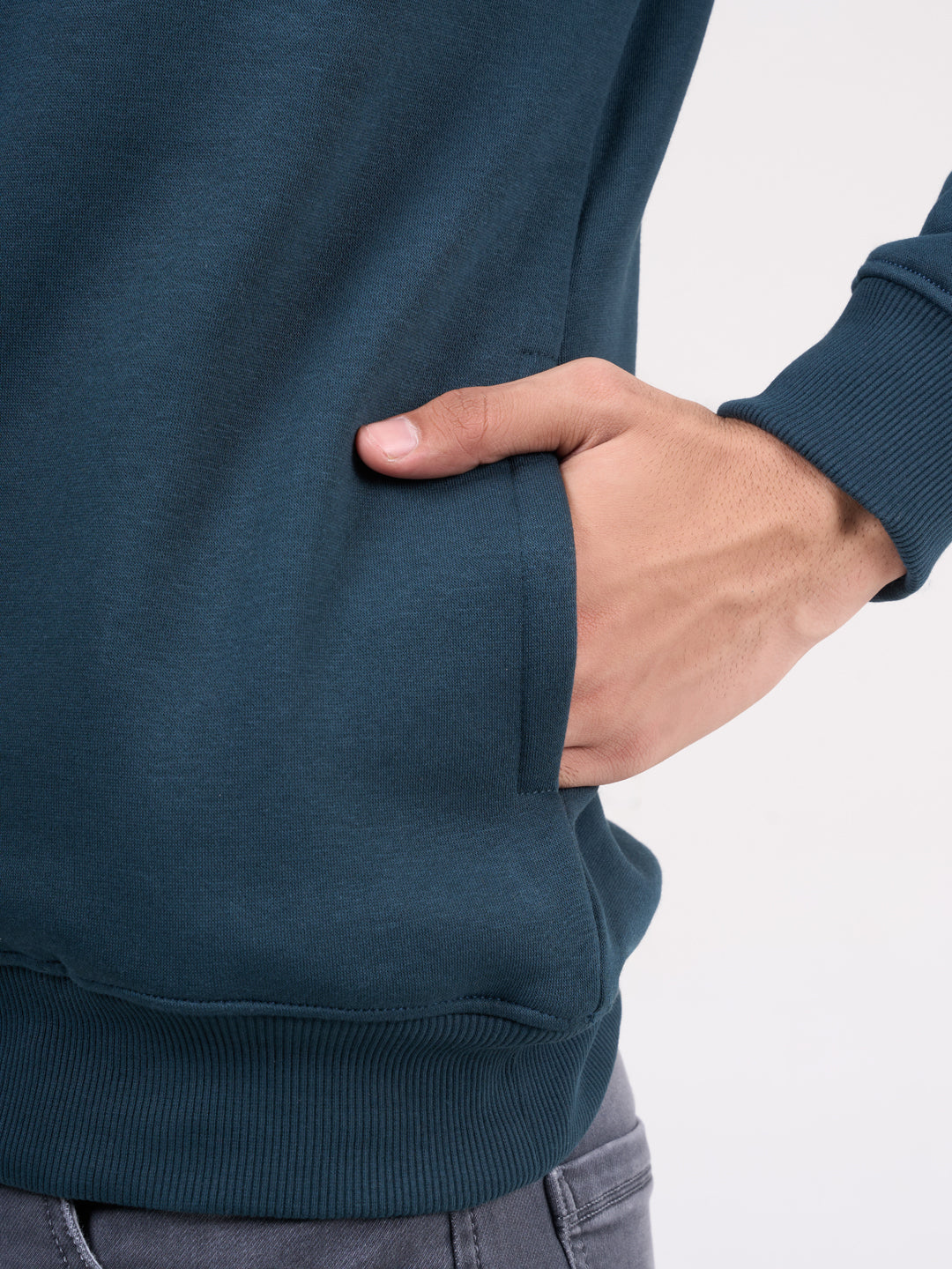 Men's Teal Green Solid Full Sleeves Sweatshirt