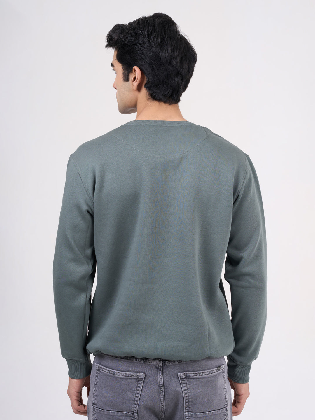 Men's Green Solid Full Sleeves Sweatshirt