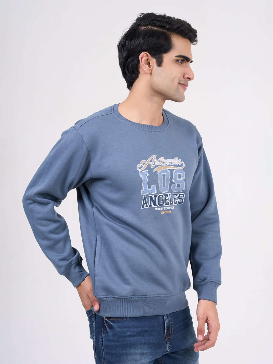 Men's Royal blue Solid Full Sleeves Sweatshirt
