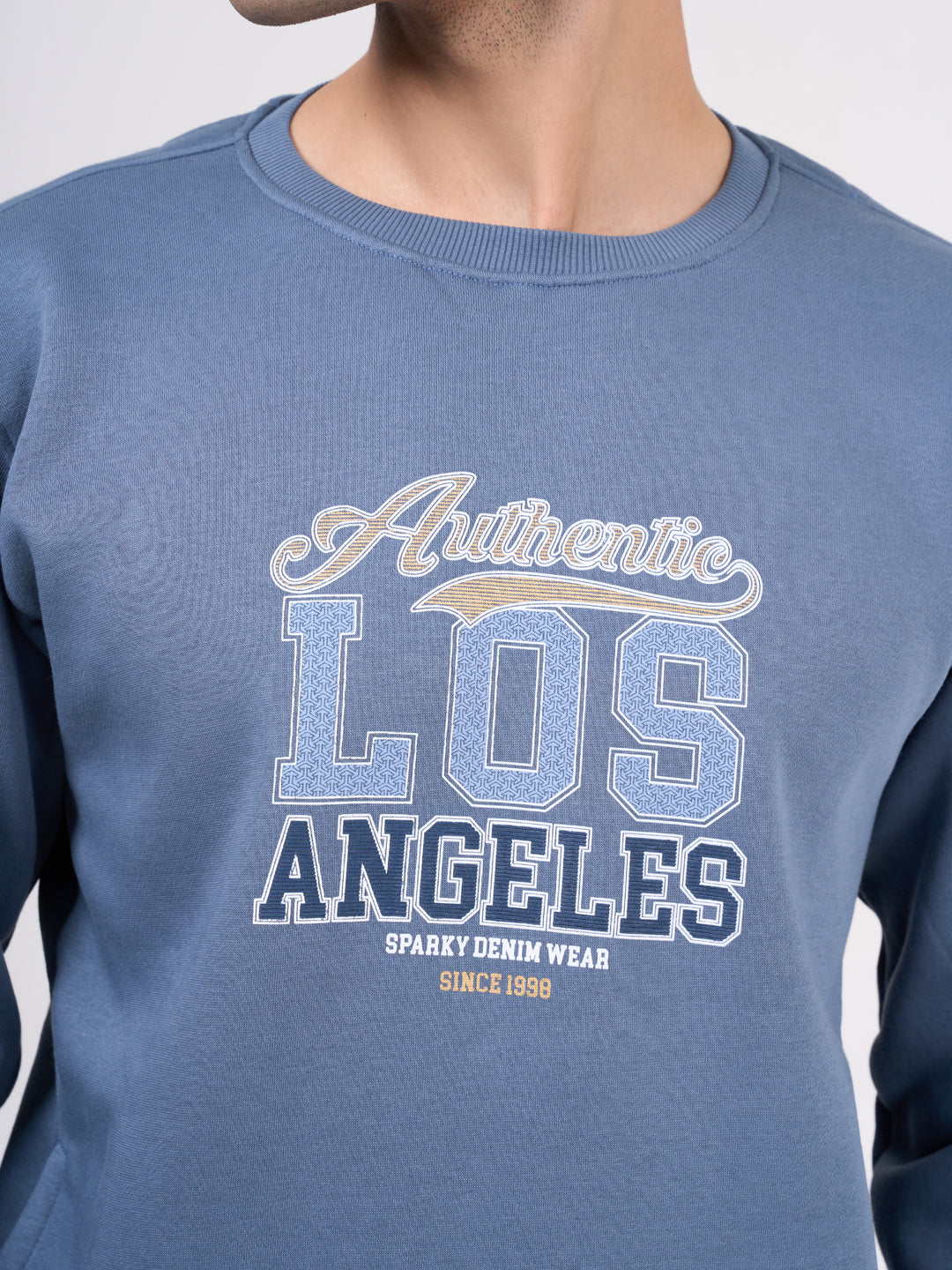 Men's Royal blue Solid Full Sleeves Sweatshirt