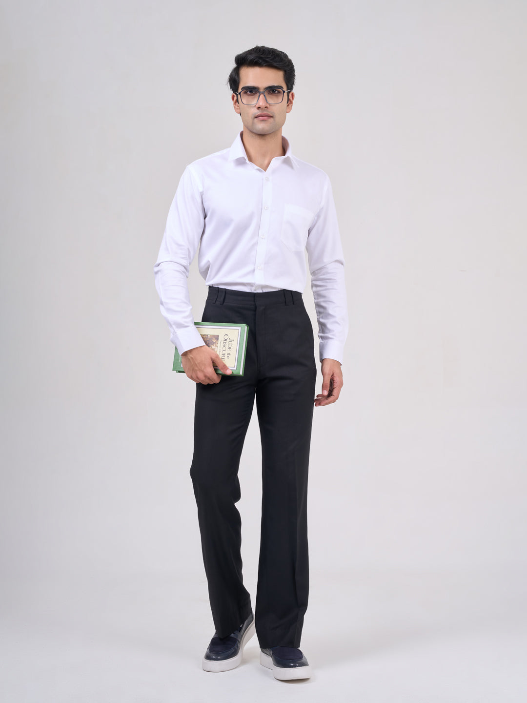 Men’s White classic and formal shirt