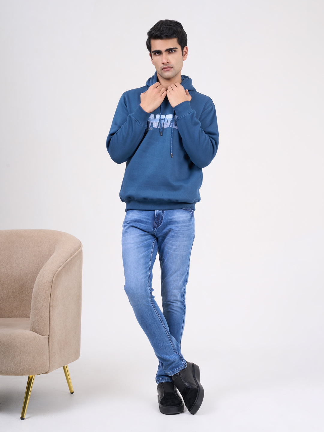 Men's Blue Solid Full Sleeves Sweatshirt
