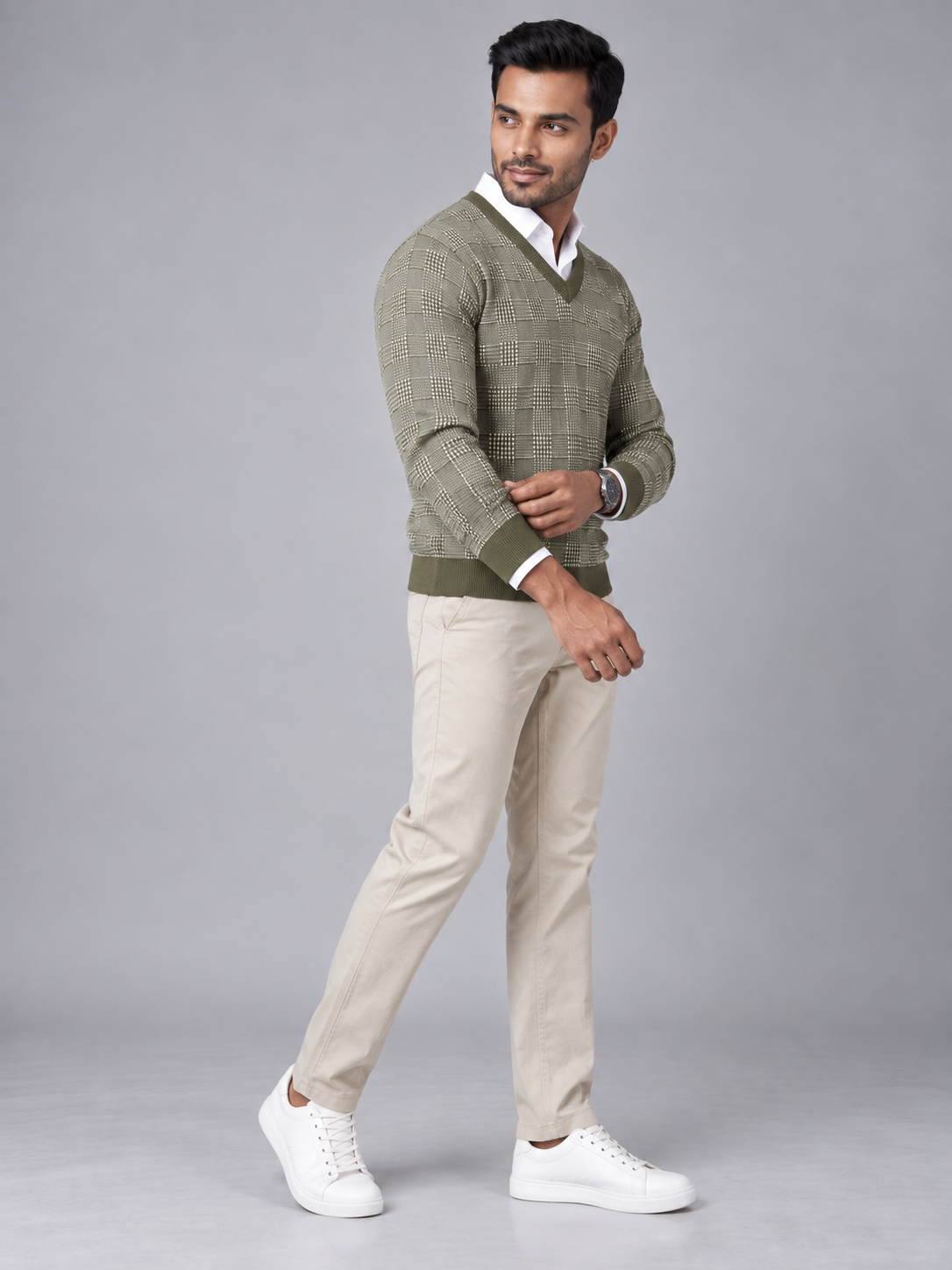 Men's Classic Round Neck Sweater