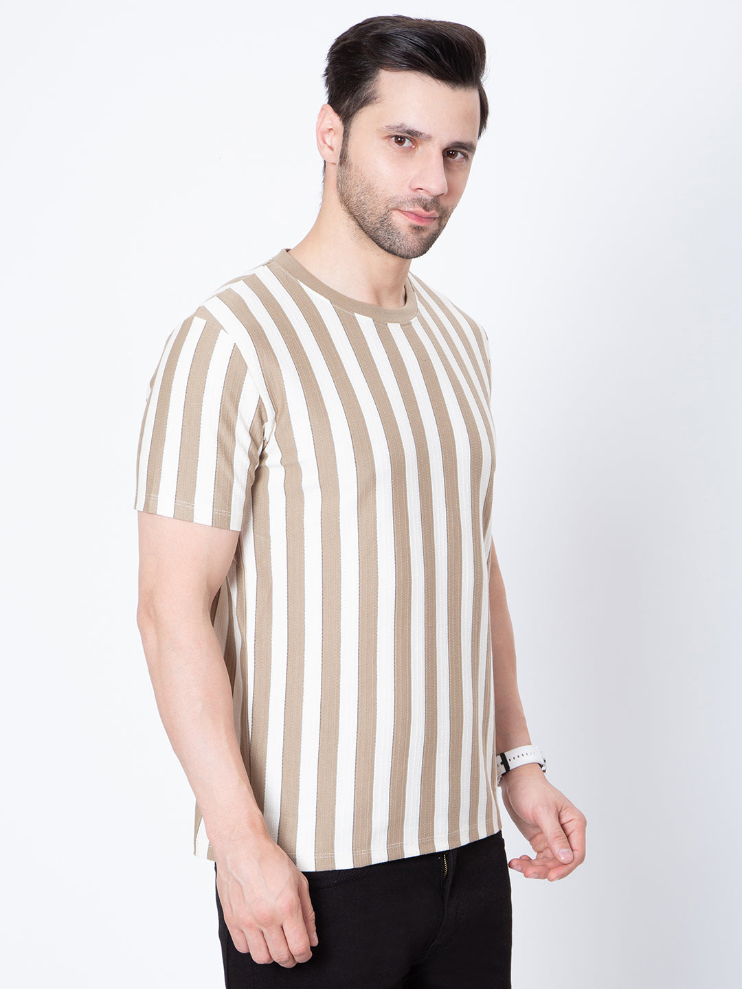 Mens Round Neck Vertical Stripers Tshirt