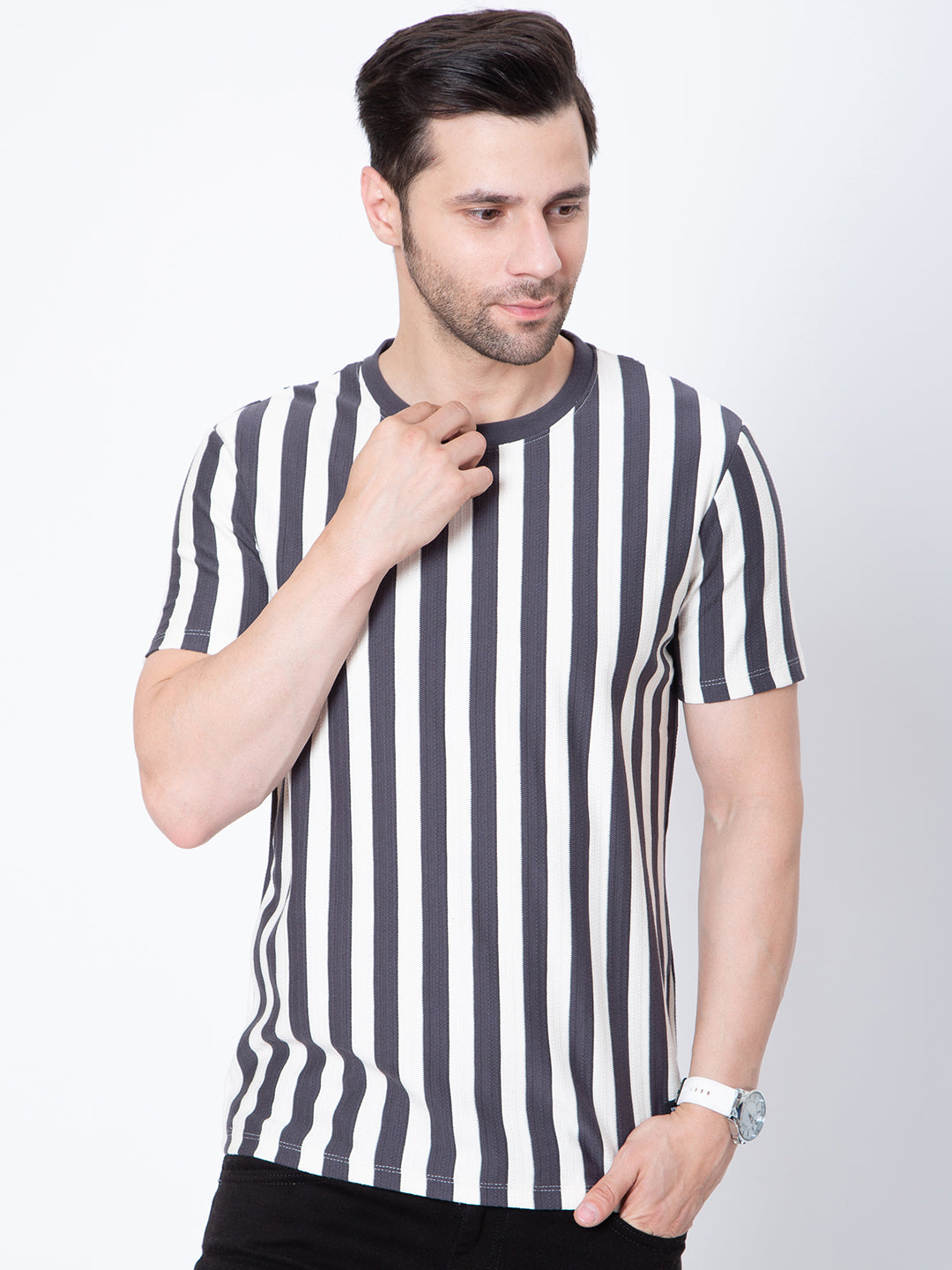 Mens Round Neck Vertical Stripers Tshirt