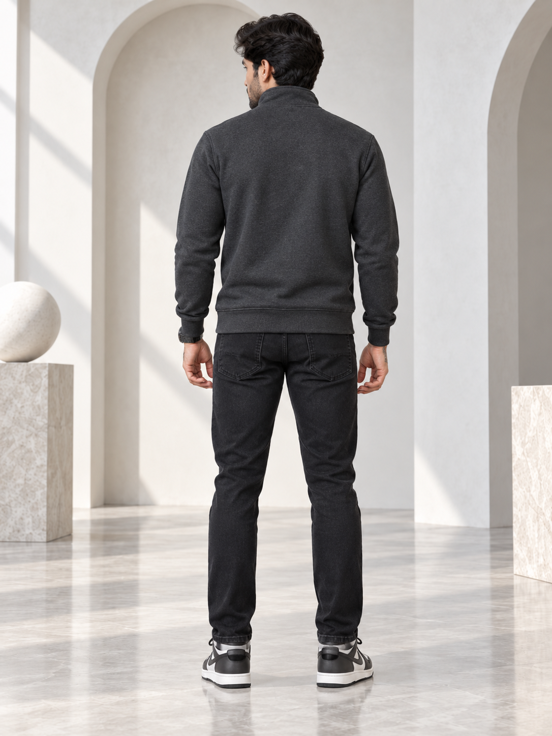 Black Colour Regular Fit  Primium Sweatshirt